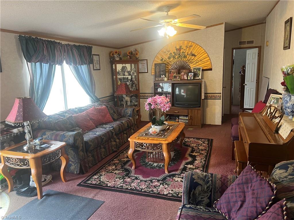 1024 Frans Road Property Photo 5