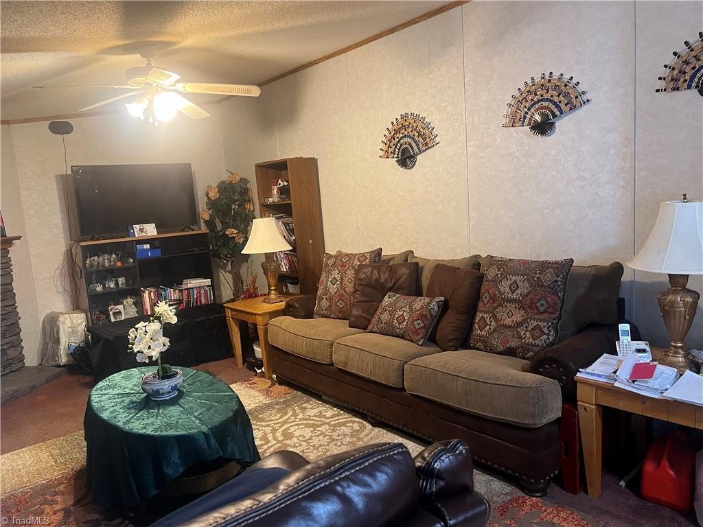 1024 Frans Road Property Photo 10
