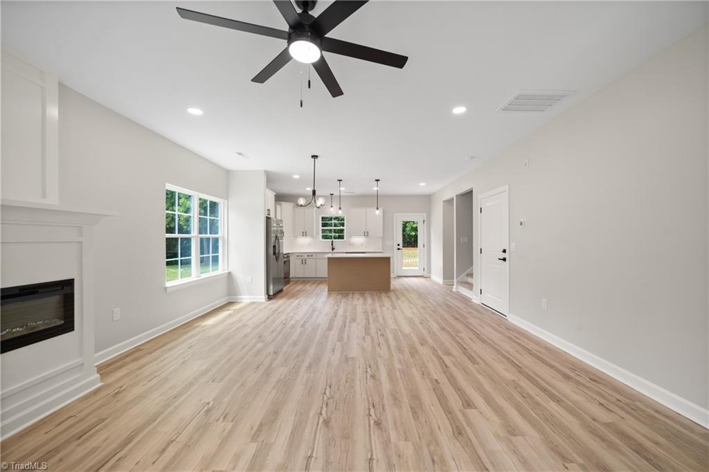 534 Virginia Drive Property Photo 8