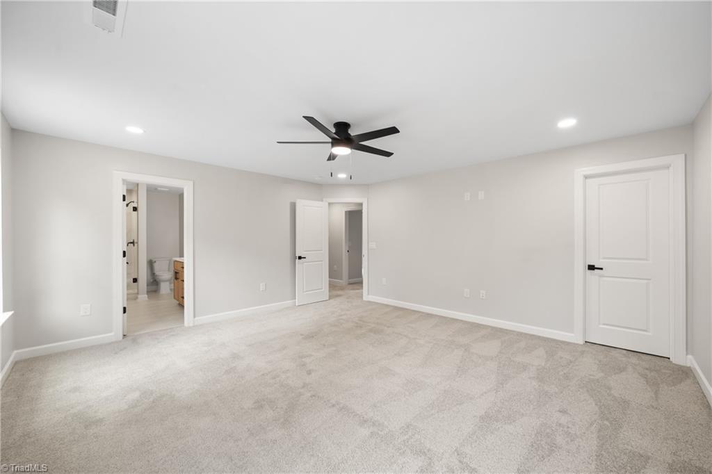 534 Virginia Drive Property Photo 22