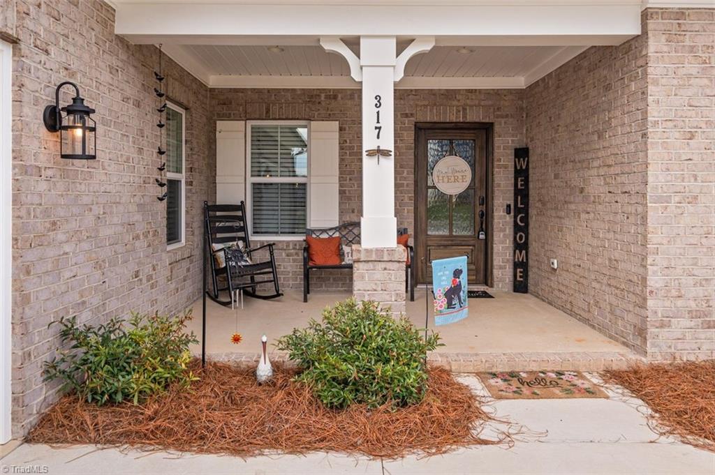 317 Grandworth Way Property Photo 4