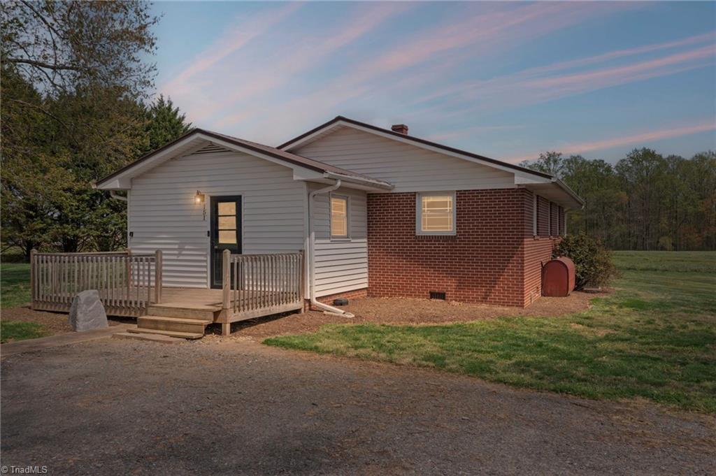 151 Goodall Lane Property Photo 1