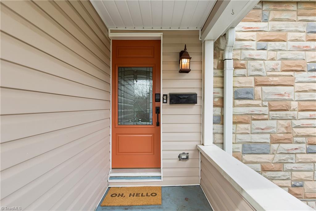 856 Bellview Street Property Photo 2