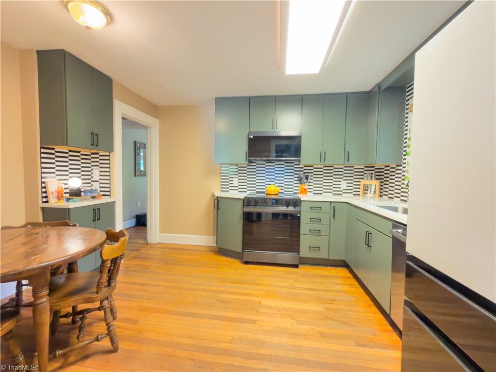 856 Bellview Street Property Photo 9