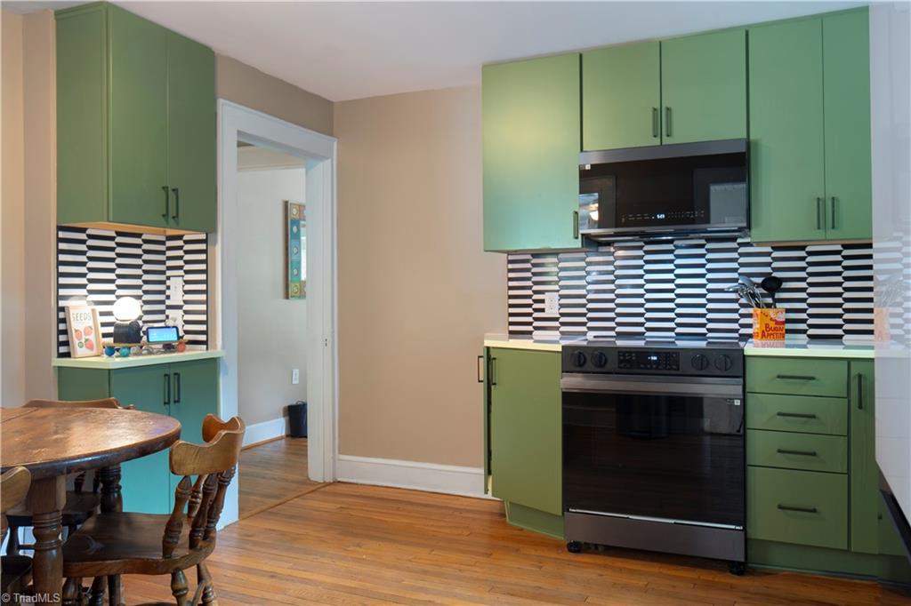 856 Bellview Street Property Photo 11