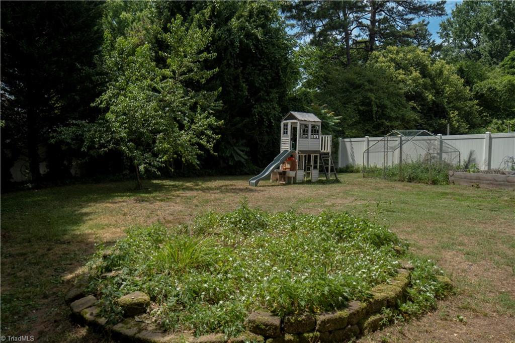 856 Bellview Street Property Photo 30