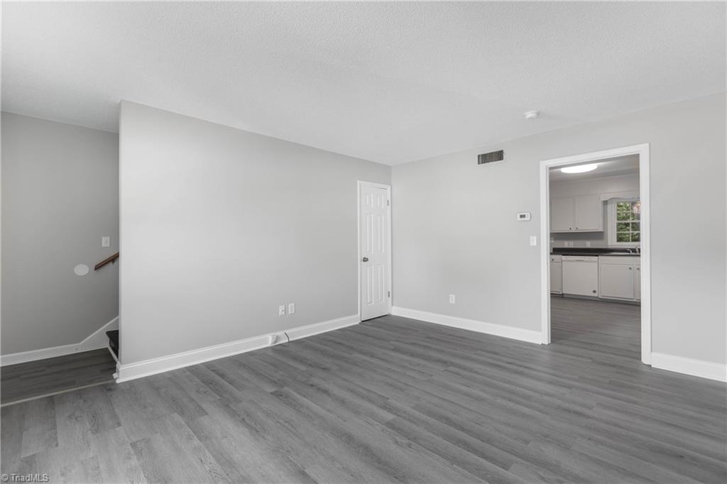 22 Forsyth Street Property Photo 4