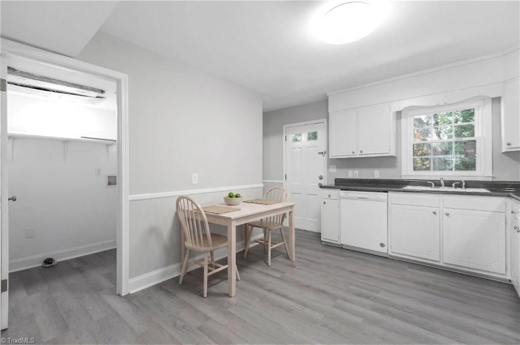 22 Forsyth Street Property Photo 6