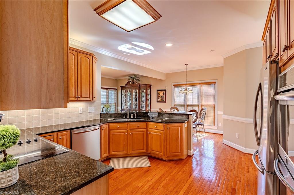 166 Laurel Creek Drive Property Photo 10