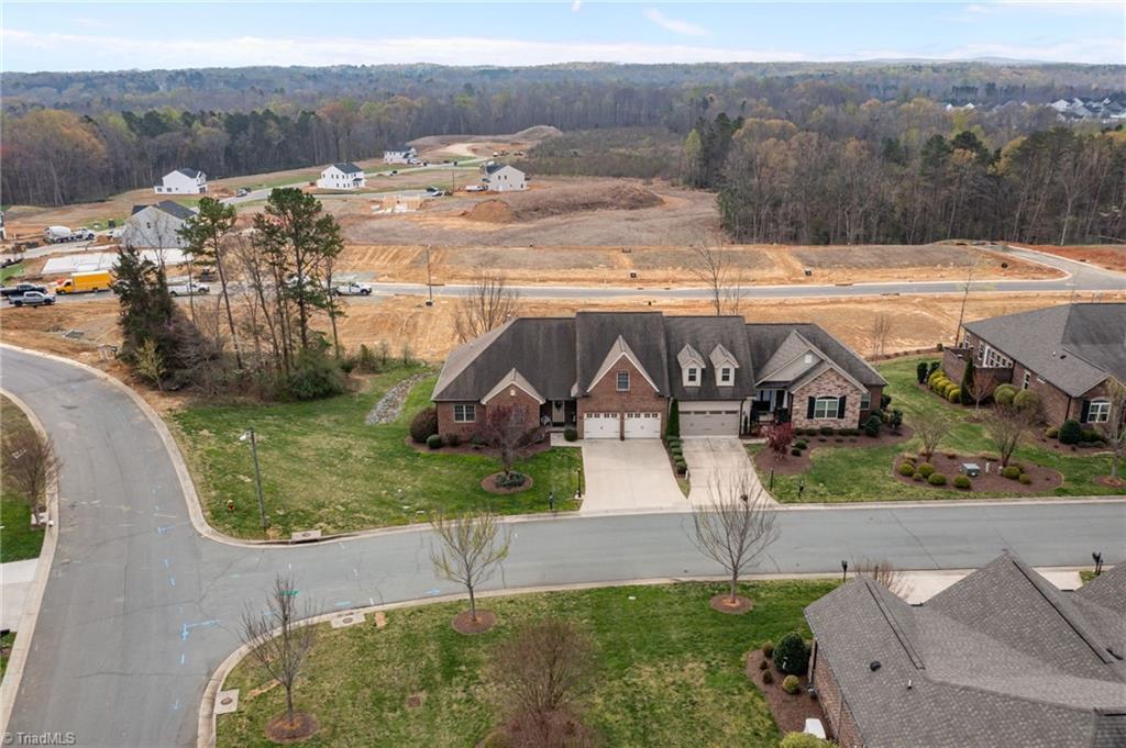 733 Whisper Ridge Drive Property Photo 2