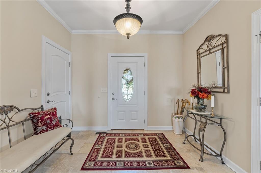 733 Whisper Ridge Drive Property Photo 4