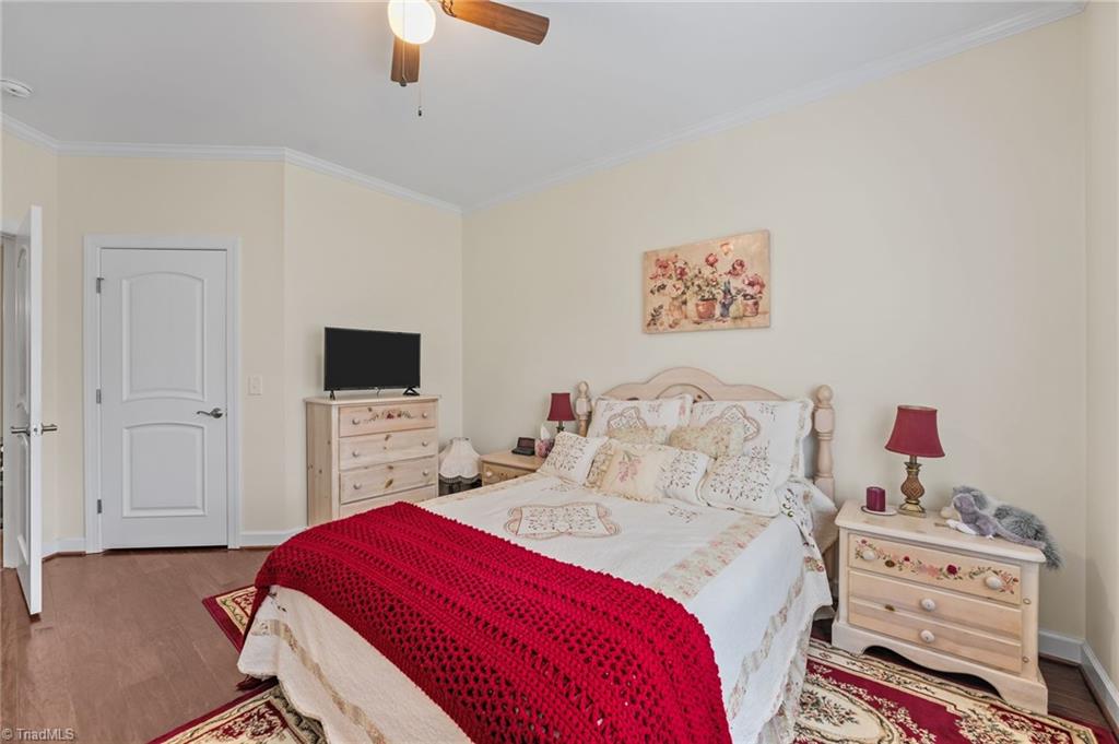 733 Whisper Ridge Drive Property Photo 17