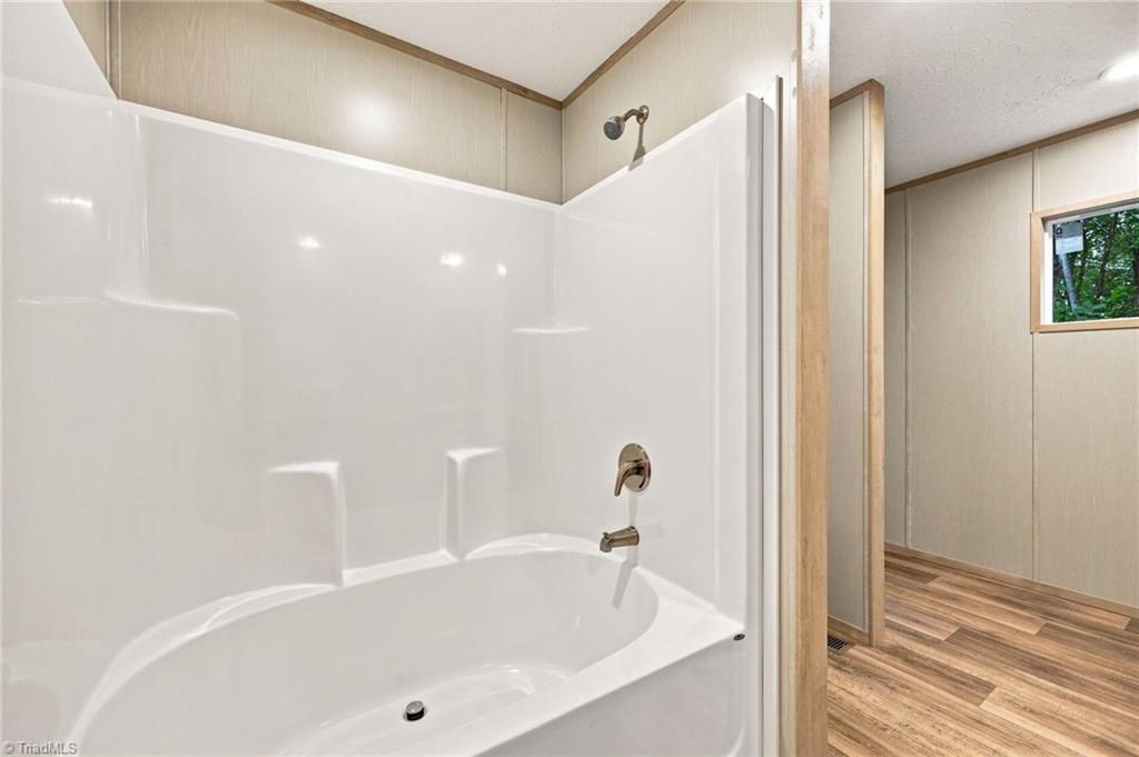 6008 Apple Wyrick Road Property Photo 19
