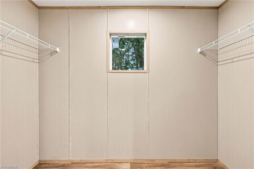 6008 Apple Wyrick Road Property Photo 21