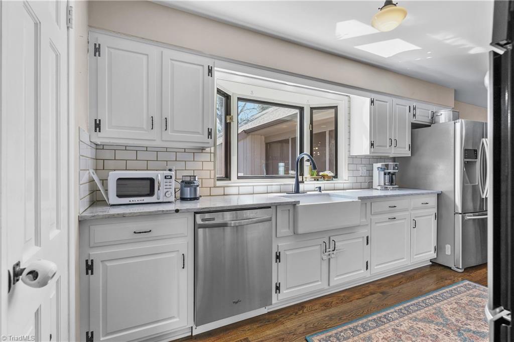 1903 Huntington Road Property Photo 9