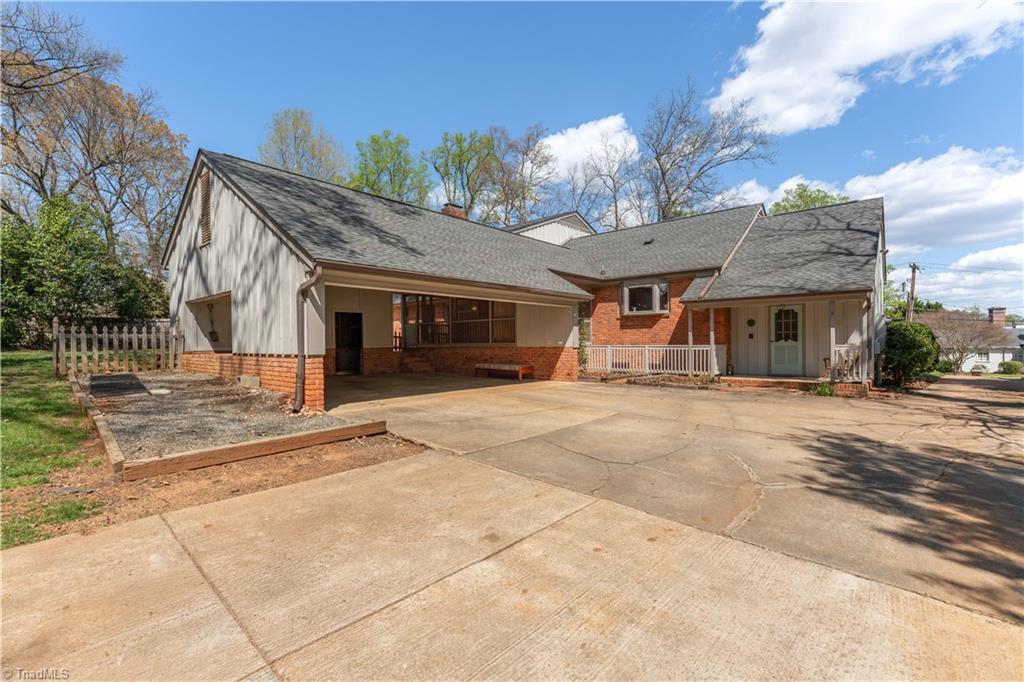1903 Huntington Road Property Photo 39