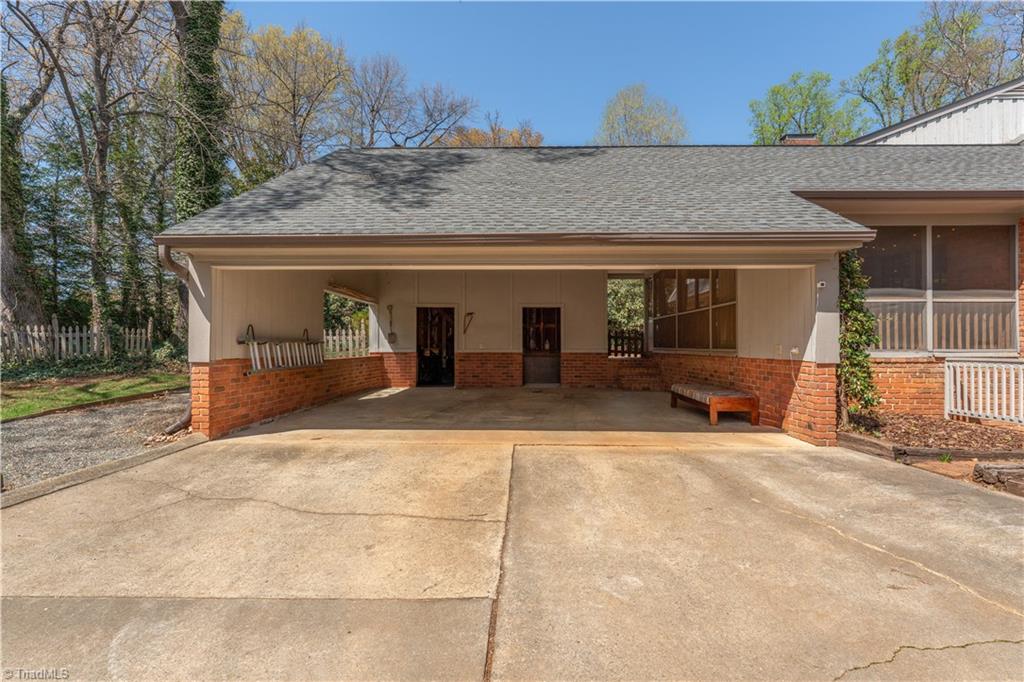 1903 Huntington Road Property Photo 40