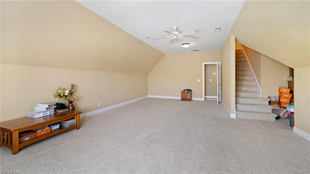 1004 Dunleigh Drive Property Photo 33