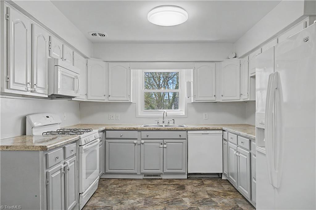 219 Rockspring Road Property Photo 13