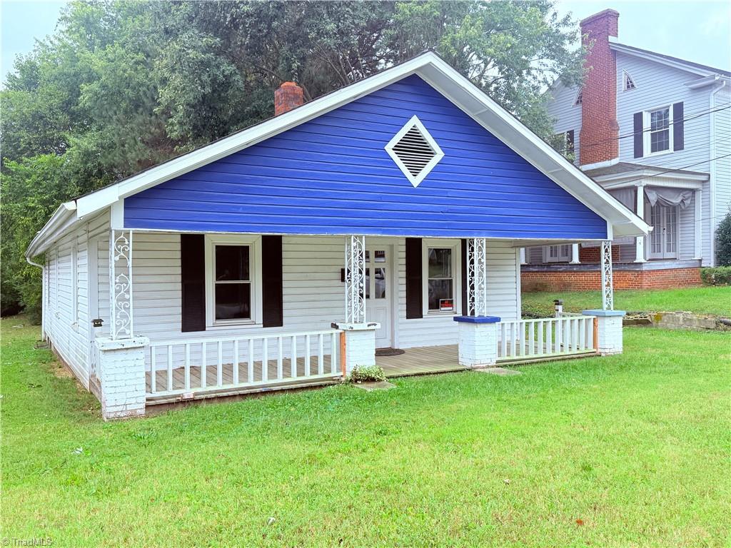 213 W Decatur Street Property Photo 1