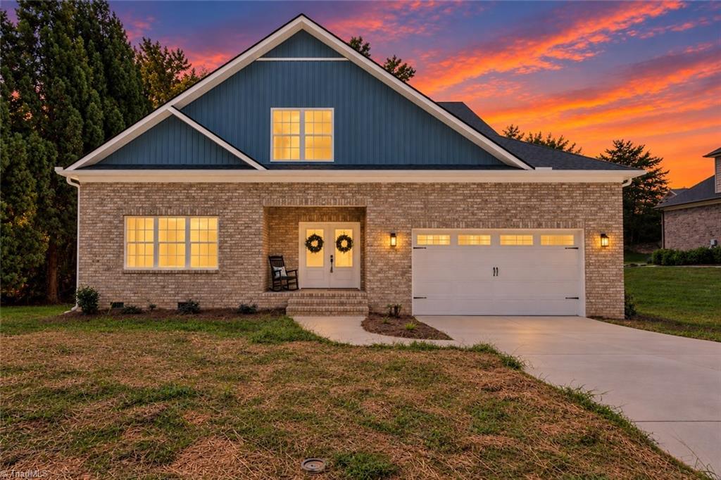 4642 Pebble Lake Drive Property Photo 1