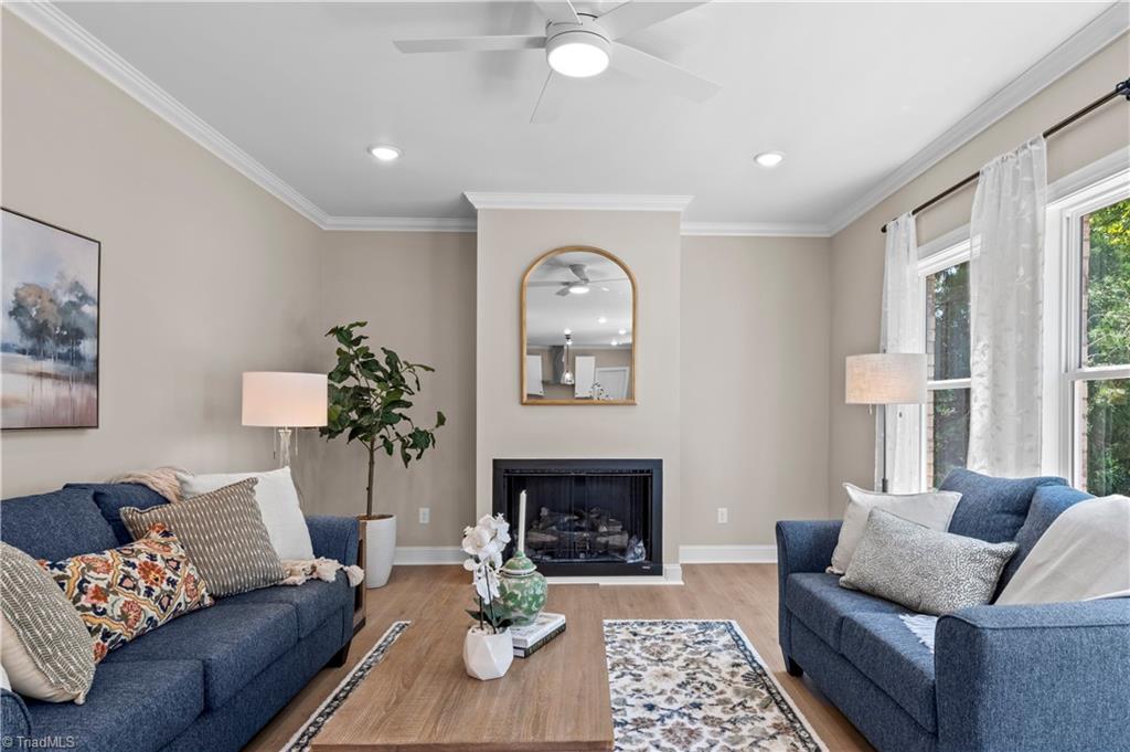 4642 Pebble Lake Drive Property Photo 10