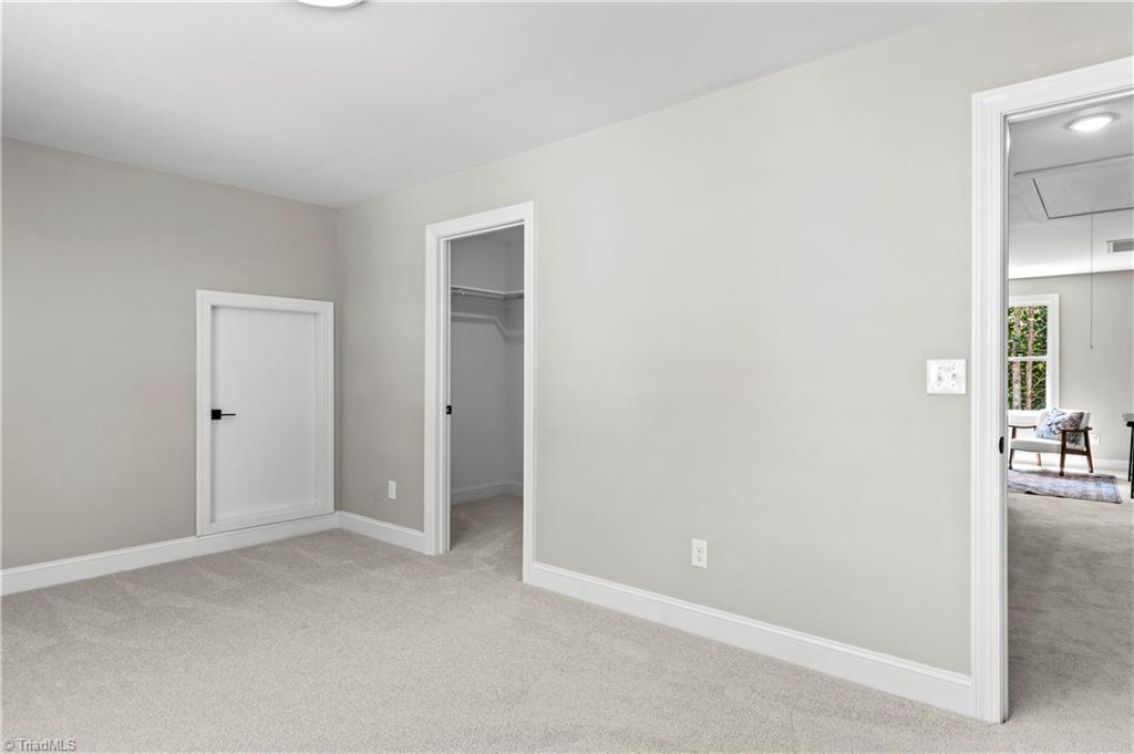 4642 Pebble Lake Drive Property Photo 21