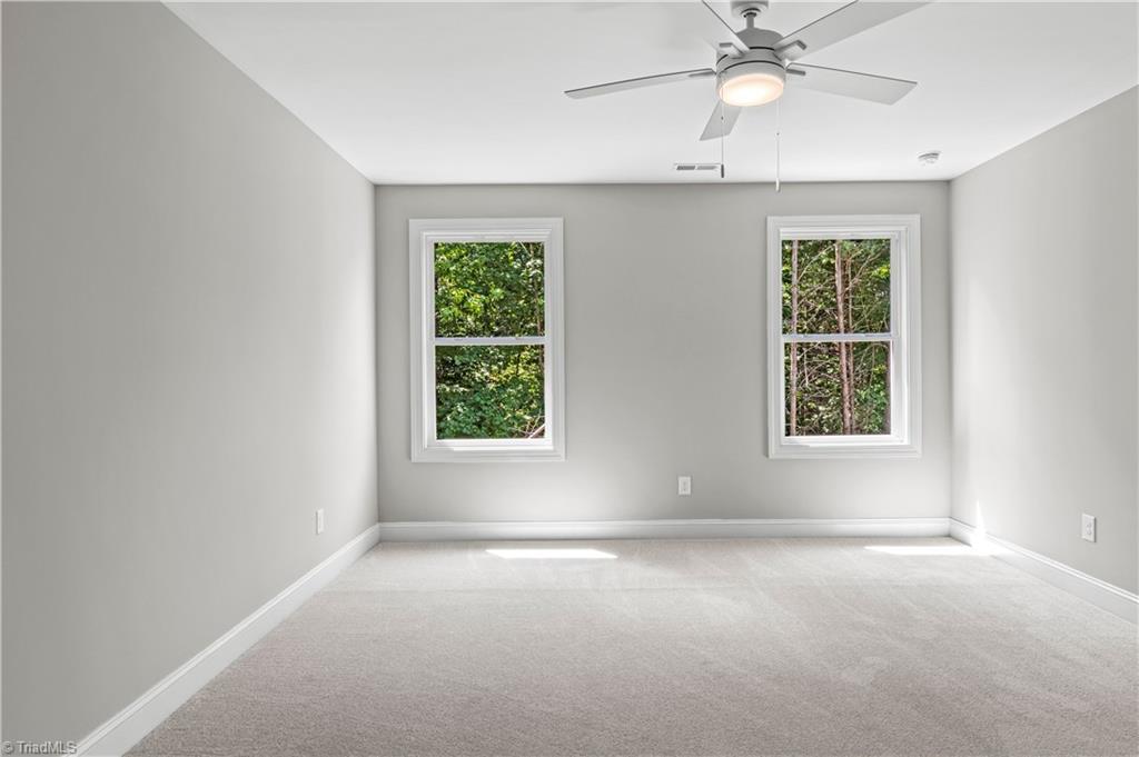 4642 Pebble Lake Drive Property Photo 30