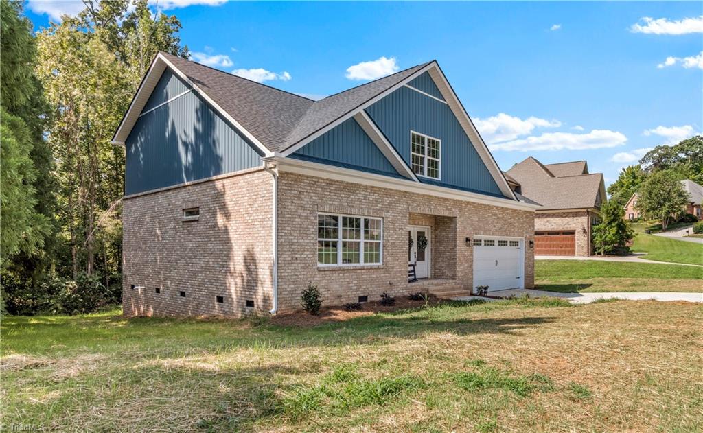 4642 Pebble Lake Drive Property Photo 35