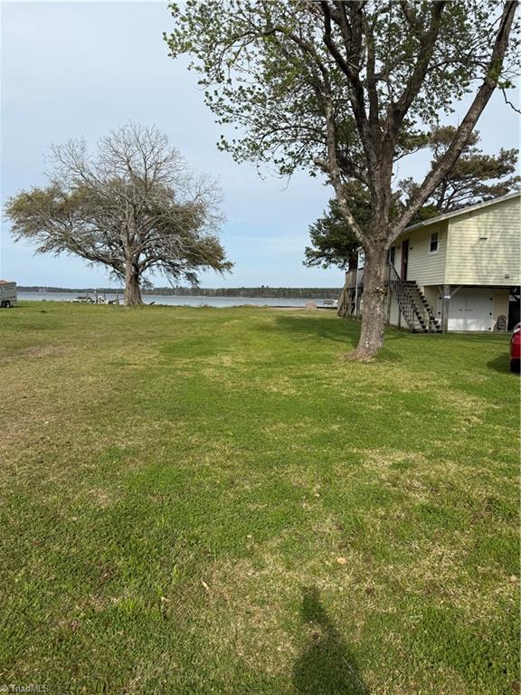 197 S River Drive Property Photo 2