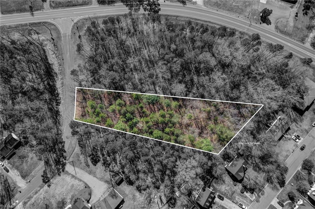 120 Windsor Drive Property Photo 1
