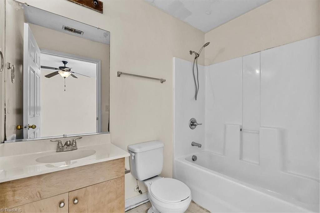 1609 Sunrise Valley Drive Property Photo 10