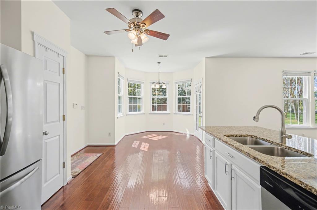 4715 Lenox Hill Place Property Photo 12