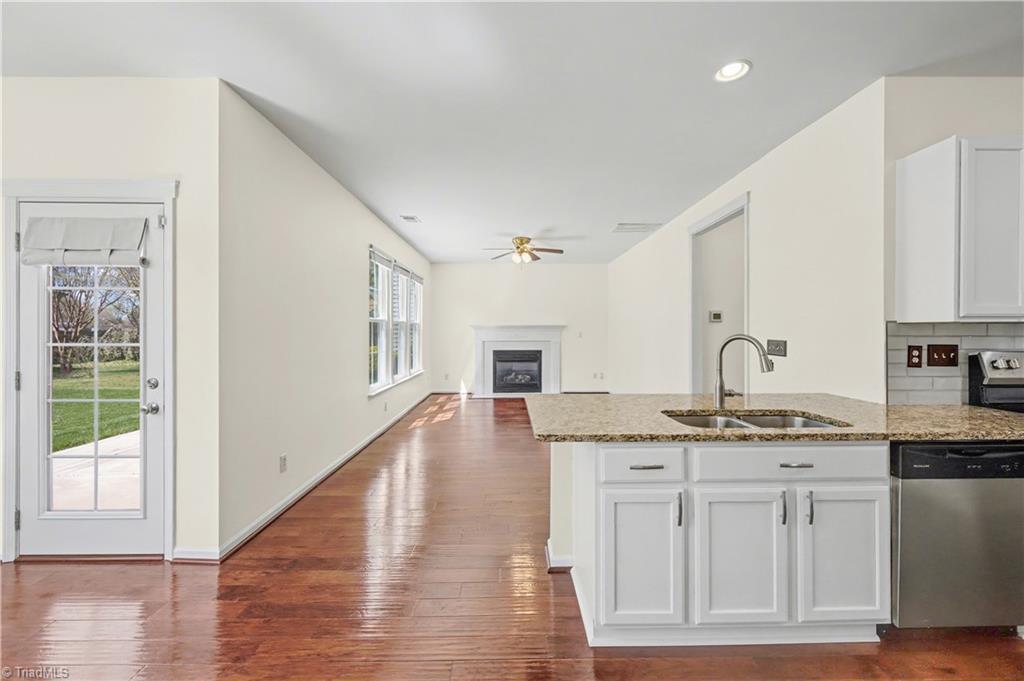 4715 Lenox Hill Place Property Photo 14