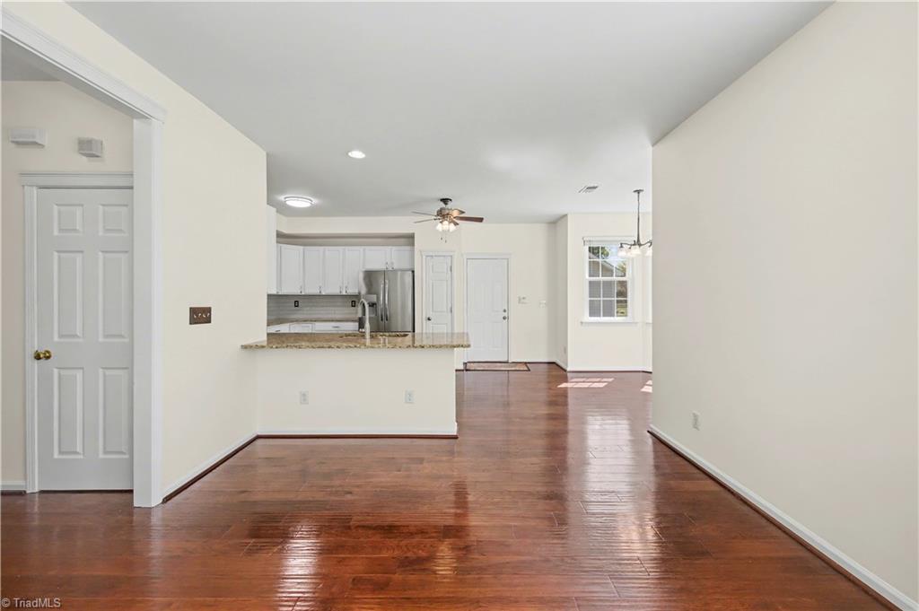 4715 Lenox Hill Place Property Photo 15
