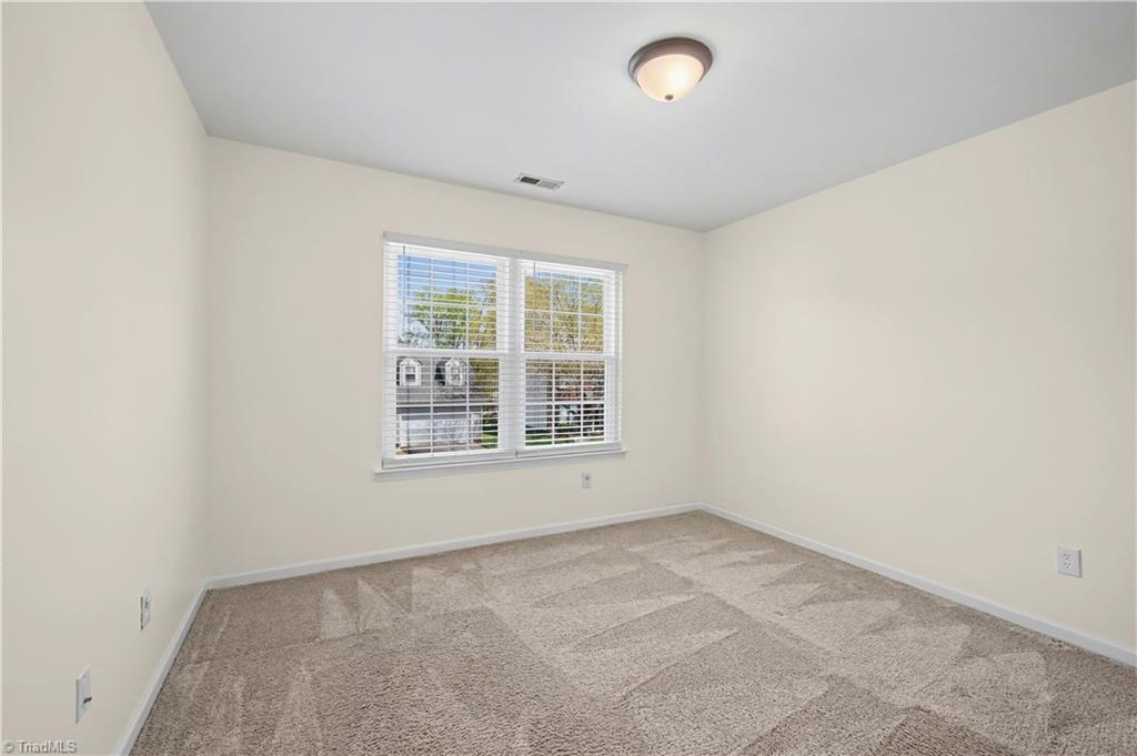 4715 Lenox Hill Place Property Photo 26