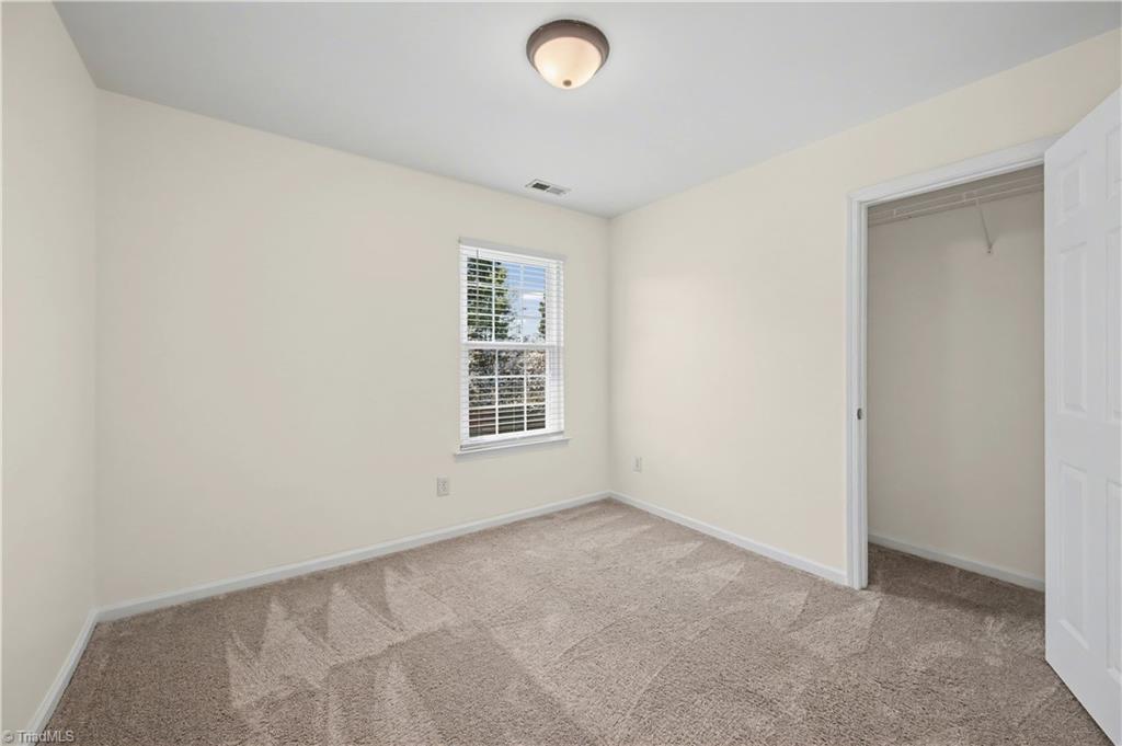 4715 Lenox Hill Place Property Photo 27