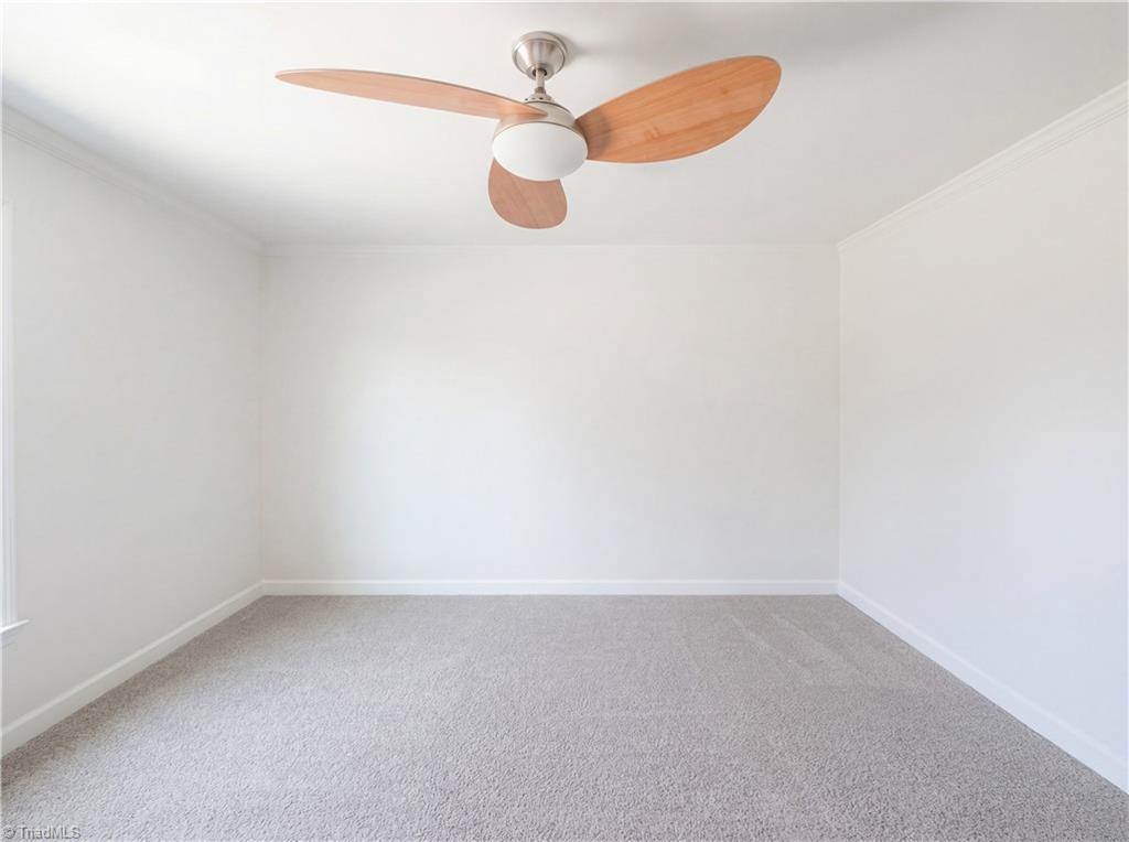 1495 Peace Haven Road Property Photo 7