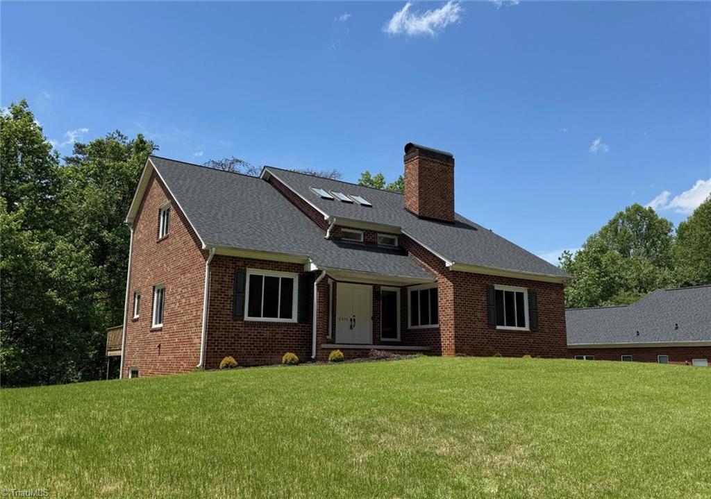 2528 Treetop Lane Property Photo 1