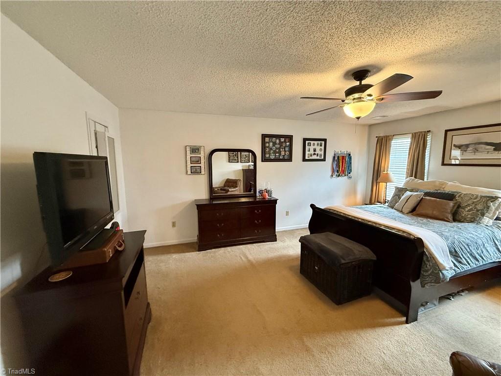 2173 Hawthorne Lane Property Photo 29