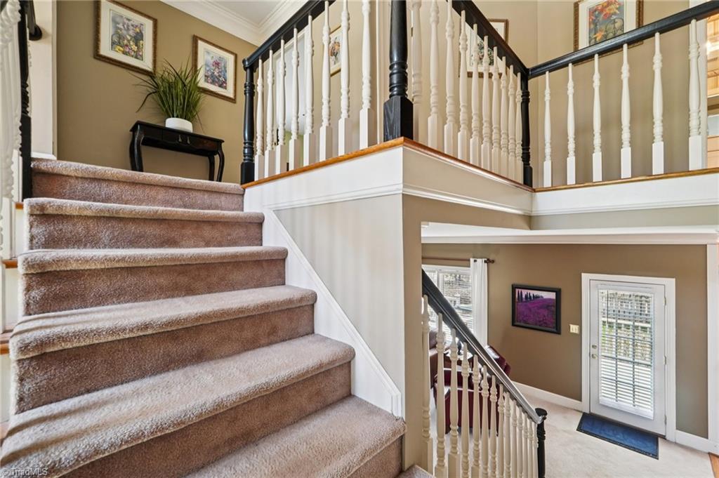 3833 Wesseck Drive Property Photo 21
