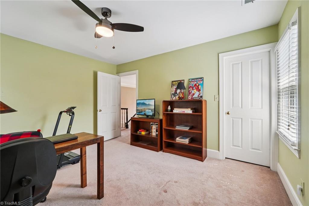 3833 Wesseck Drive Property Photo 40