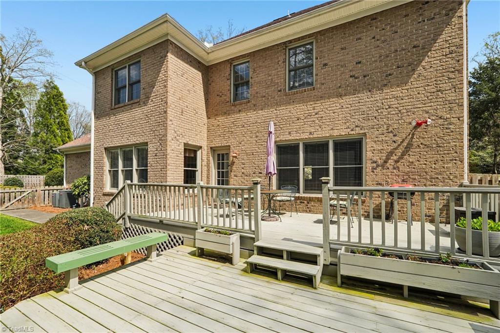 3833 Wesseck Drive Property Photo 44