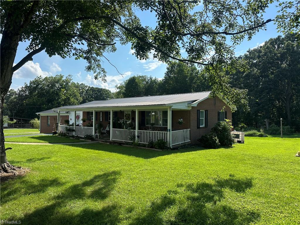 281 Spencer Meadow Road Property Photo 1
