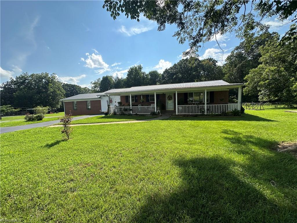 281 Spencer Meadow Road Property Photo 3