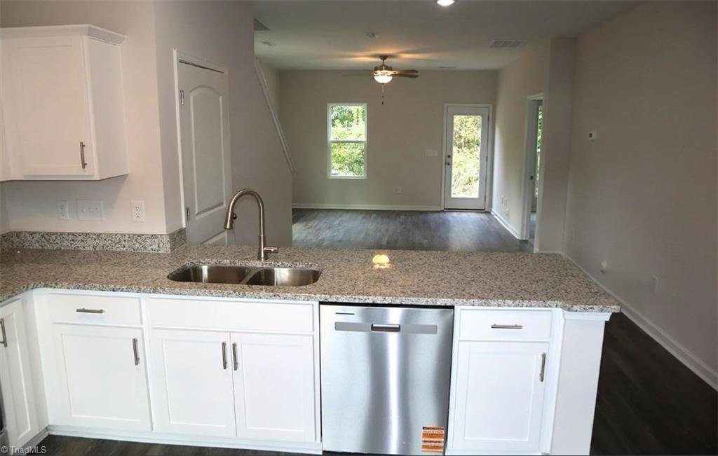 1120 Brooksridge Way Property Photo 11