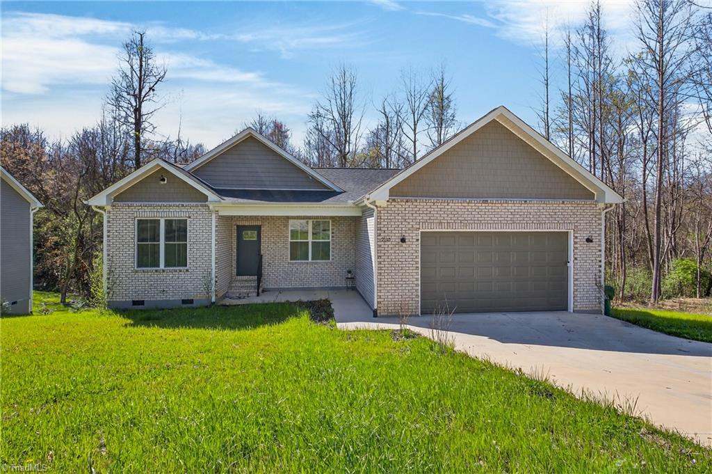 2113 Lancey Drive
