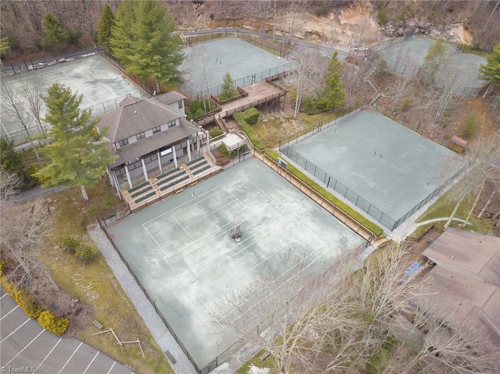 101 Foxgrape Hollow Road Property Photo 21