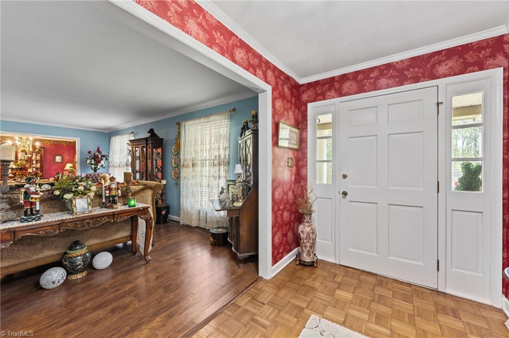 117 Forestview Drive Property Photo 3