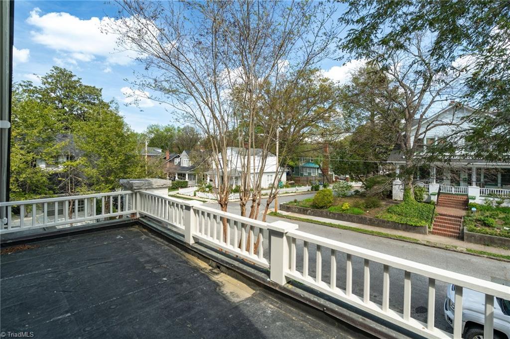 609 Magnolia Street Property Photo 31
